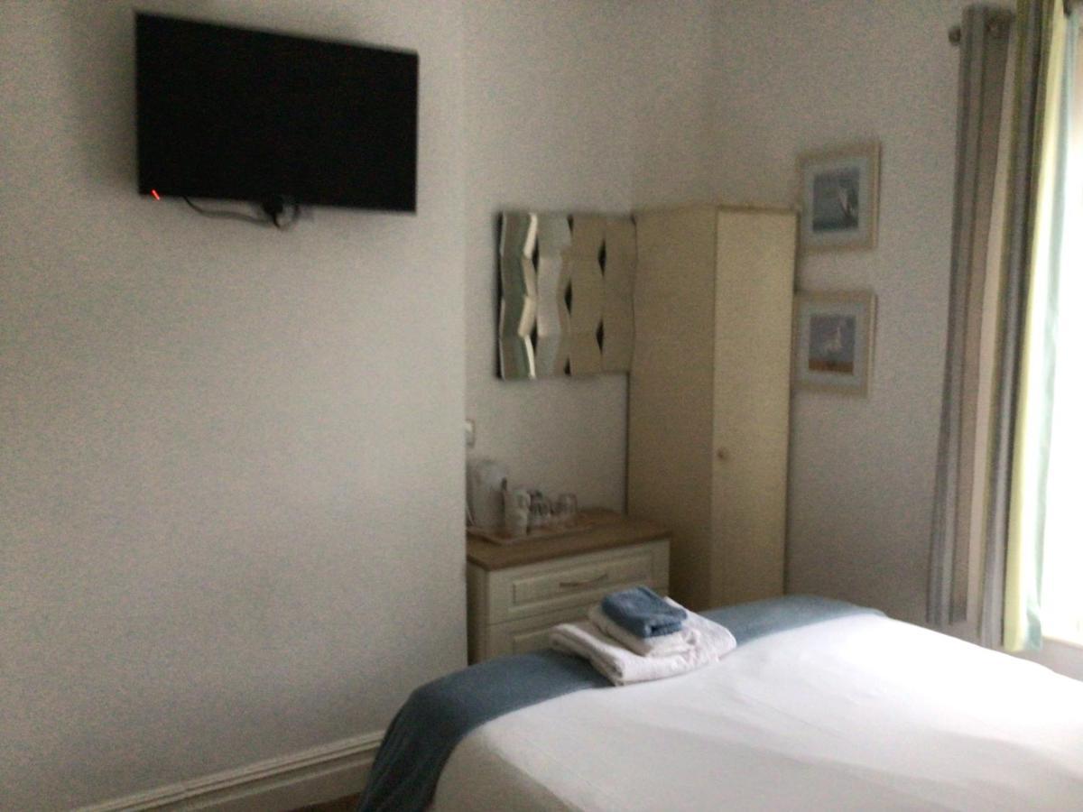 וויטבי Seacrest Guest House Room Only מראה חיצוני תמונה